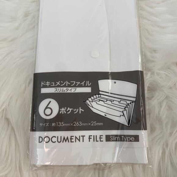 6-Pocket Document File with Index Card. Translucent. White - Picture 4 of 7